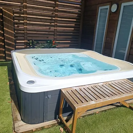 مكان تخييم Mobil Confort *