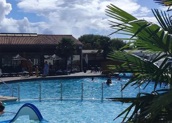 Camping Mobil Confort Talmont-Saint-Hilaire